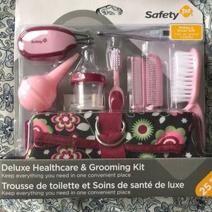 BN Safety 1st Deluxe Healthcare & Grooming Kit